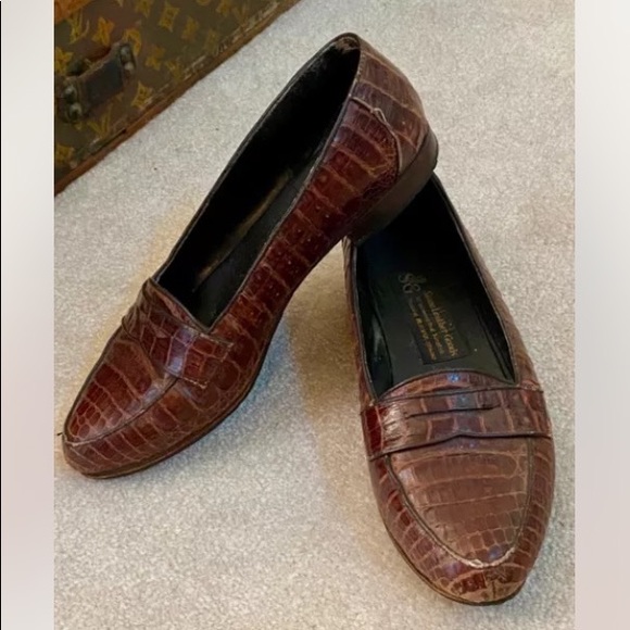 VINTAGE 1990s CUSTOM THAI CROCODILE LEATHER FLATS CHOCOLATE BROWN REPTILE 7B - Picture 1 of 8